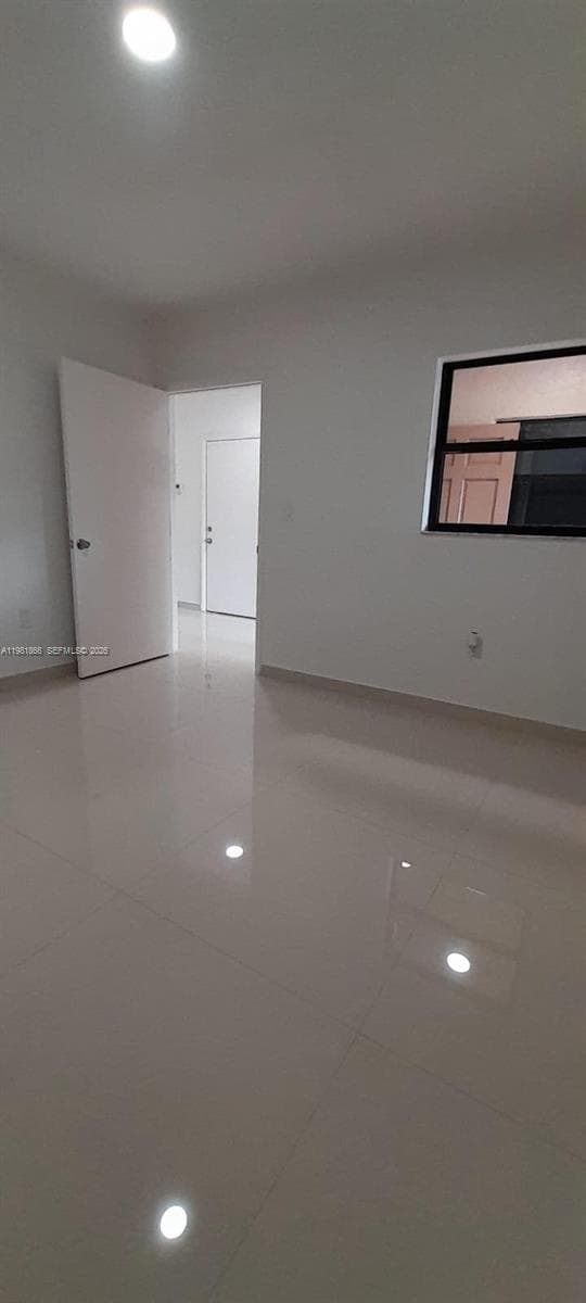 14728 Balgowan Rd, Miami Lakes FL 33016 — 23