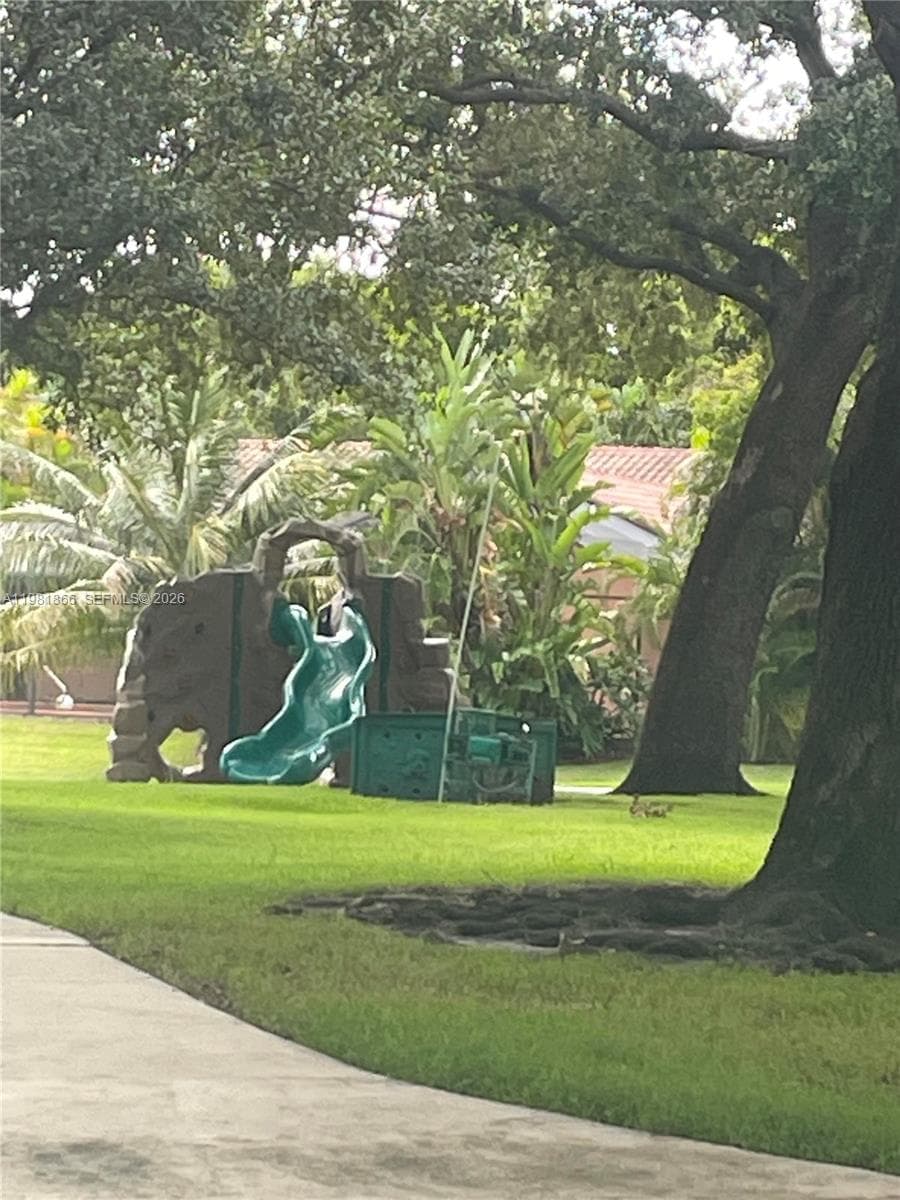 14728 Balgowan Rd, Miami Lakes FL 33016 — 34