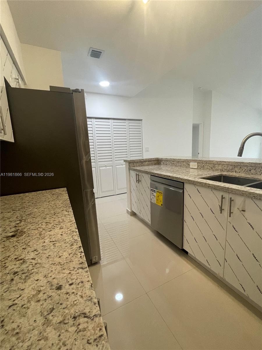 14728 Balgowan Rd, Miami Lakes FL 33016 — 14