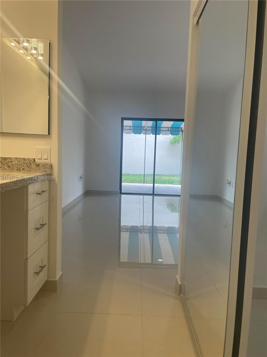 14728 Balgowan Rd, Miami Lakes FL 33016 — 31