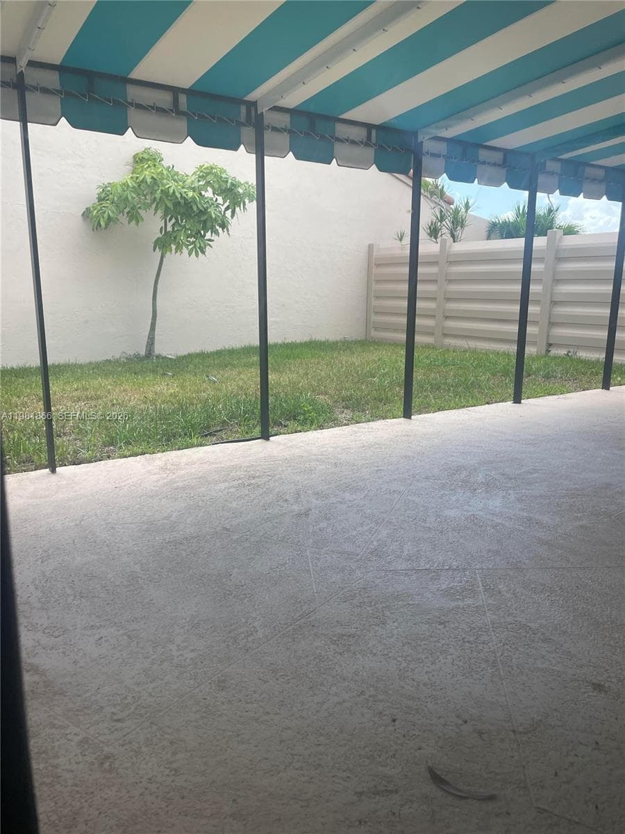 14728 Balgowan Rd, Miami Lakes FL 33016 — 4