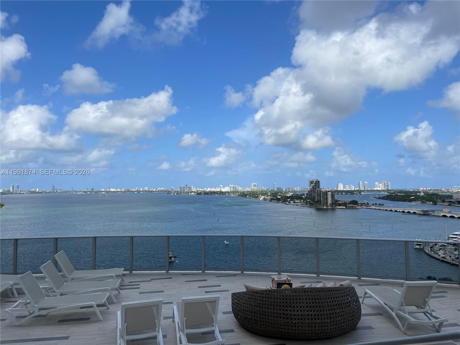 488 NE 18th St # 1000, Miami FL 33132 — 66