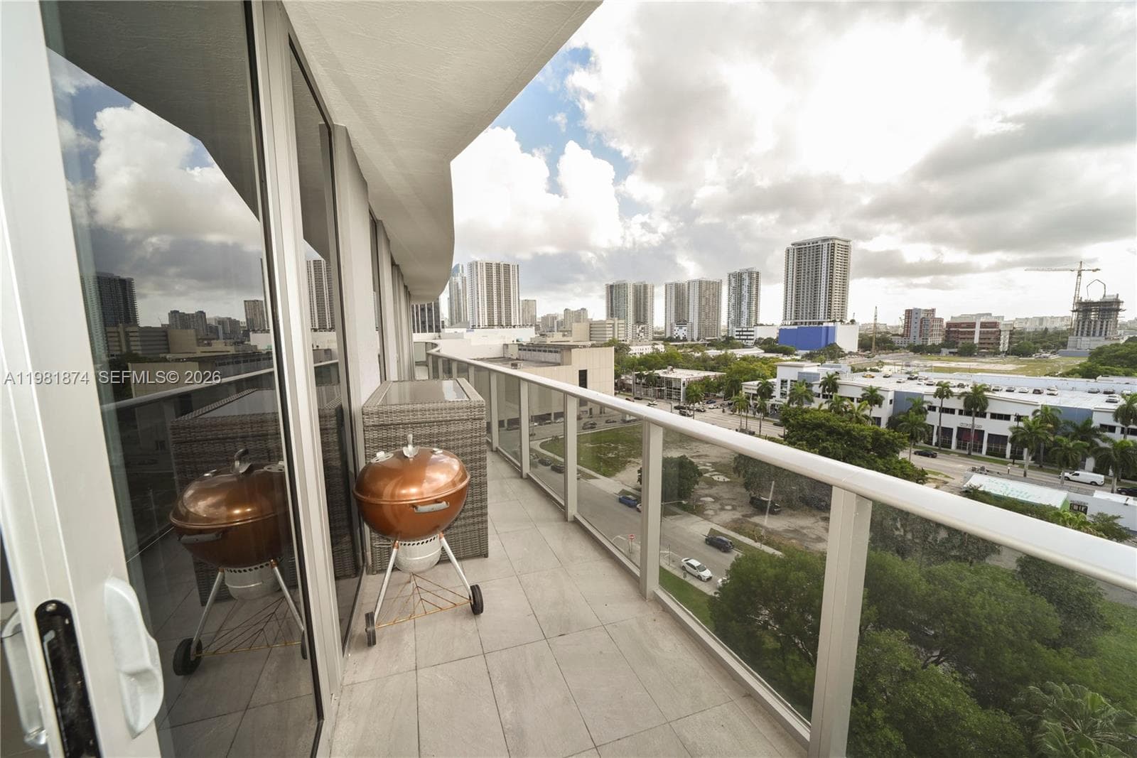 488 NE 18th St # 1000, Miami FL 33132 — 35