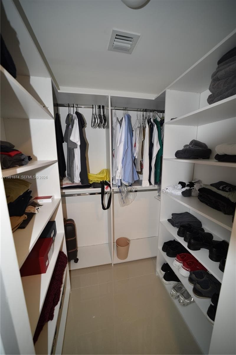 488 NE 18th St # 1000, Miami FL 33132 — 31