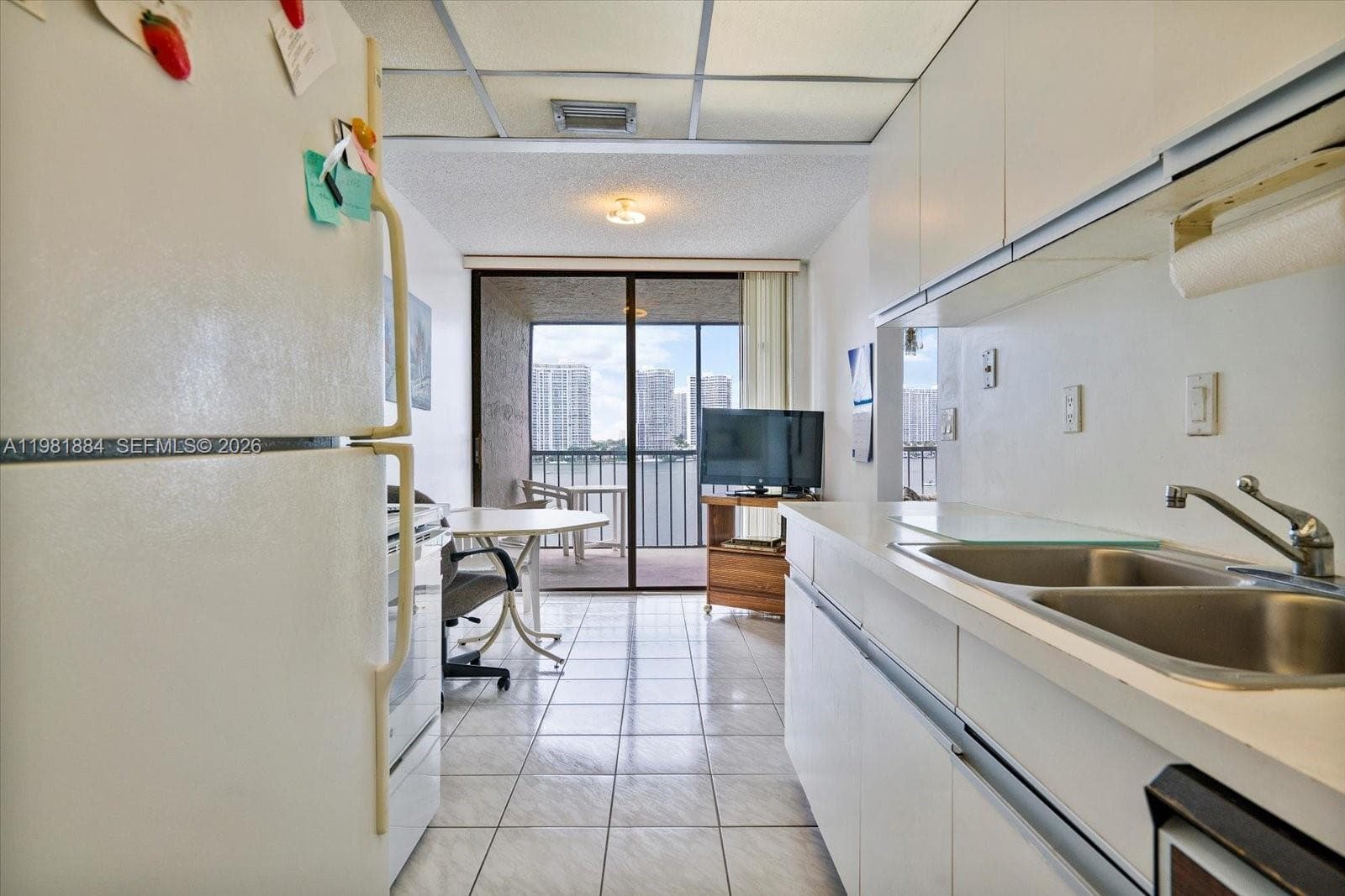17500 N BAY RD # 707, Sunny Isles Beach FL 33160 — 12