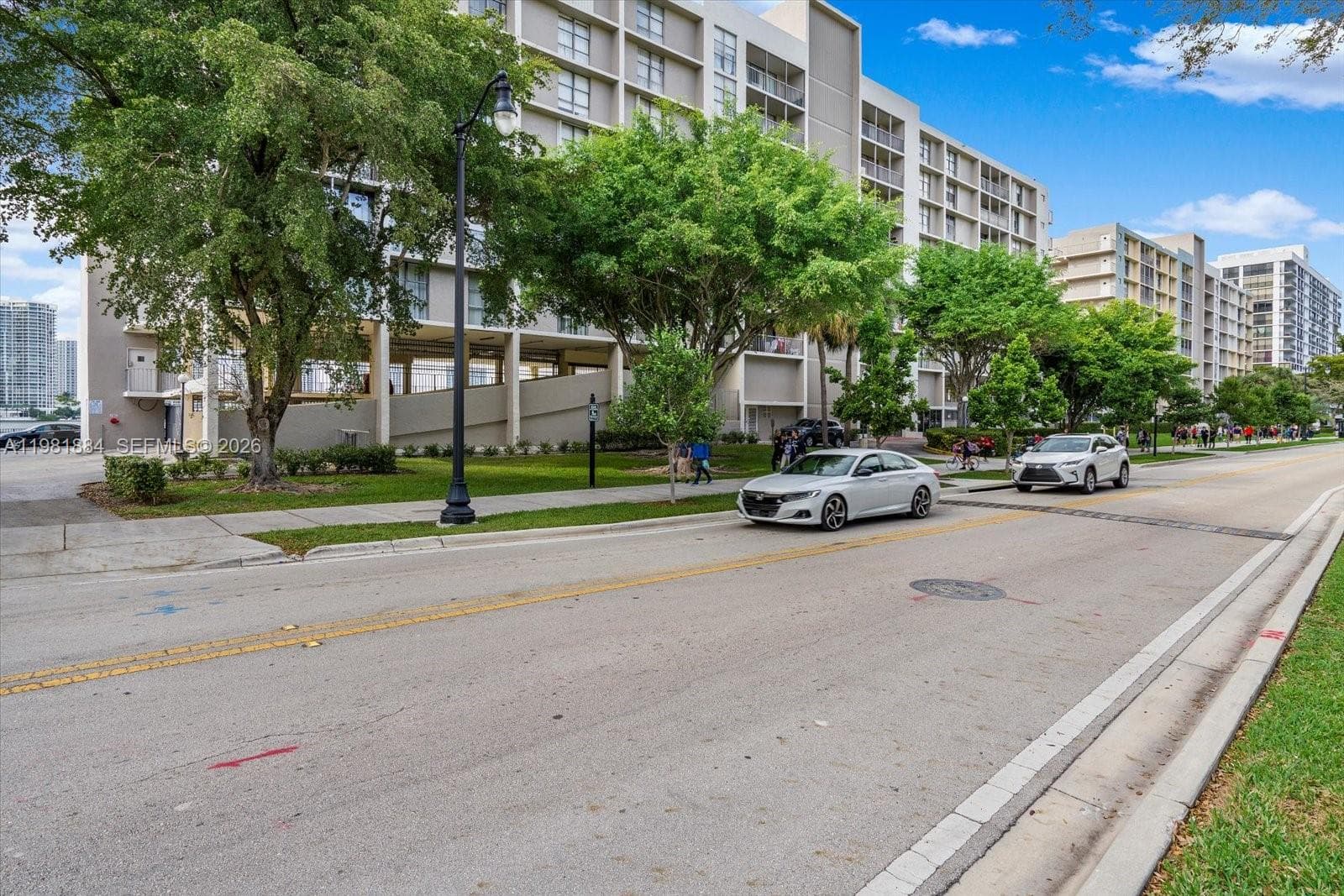 17500 N BAY RD # 707, Sunny Isles Beach FL 33160 — 31