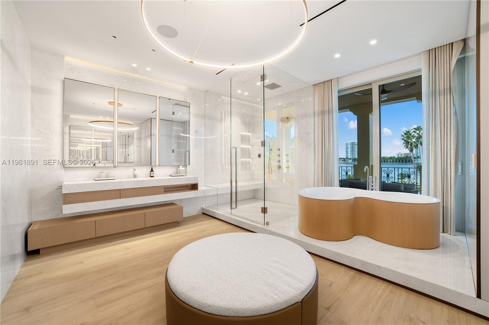 1522 Island Blvd, Aventura FL 33160 — 26