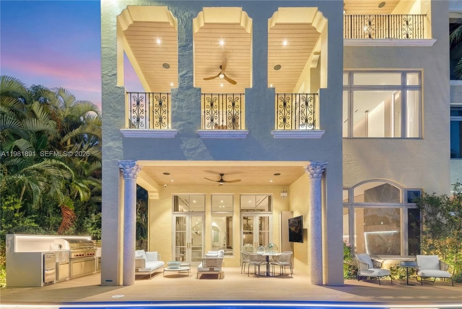 1522 Island Blvd, Aventura FL 33160 — 55