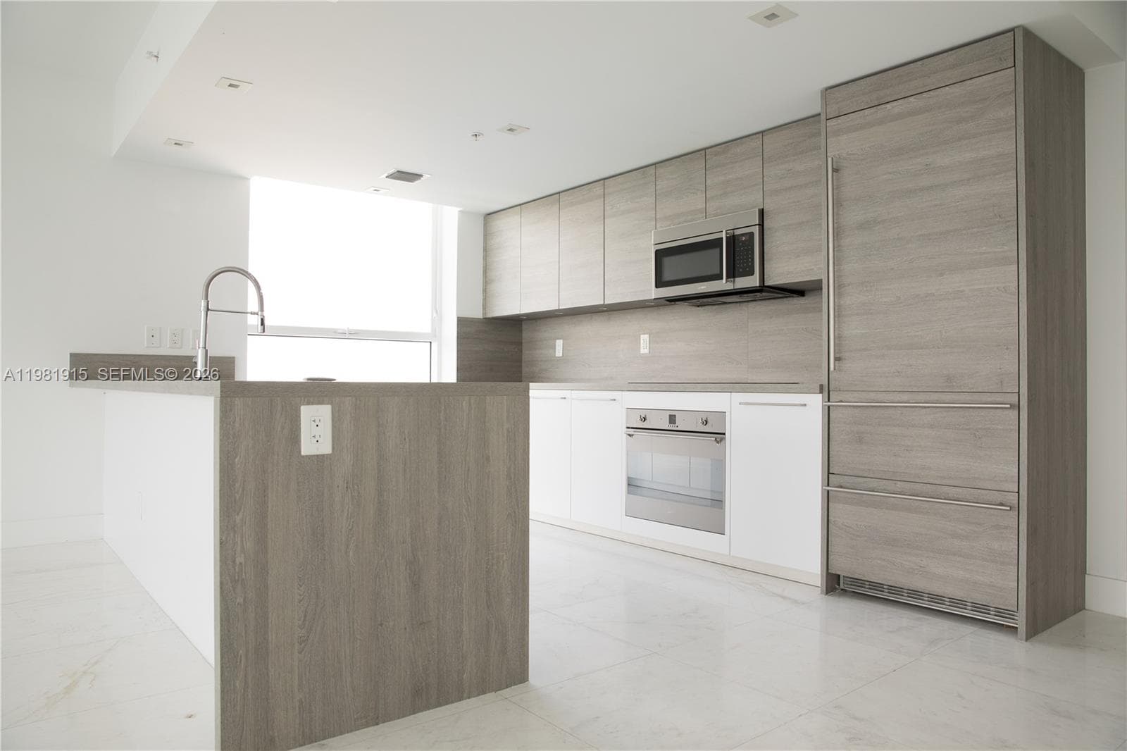 400 Sunny Isles Blvd # 1701, Sunny Isles Beach FL 33160 — 23