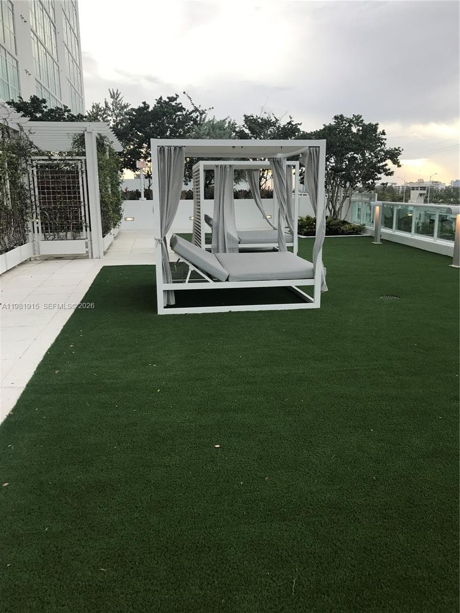 400 Sunny Isles Blvd # 1701, Sunny Isles Beach FL 33160 — 17