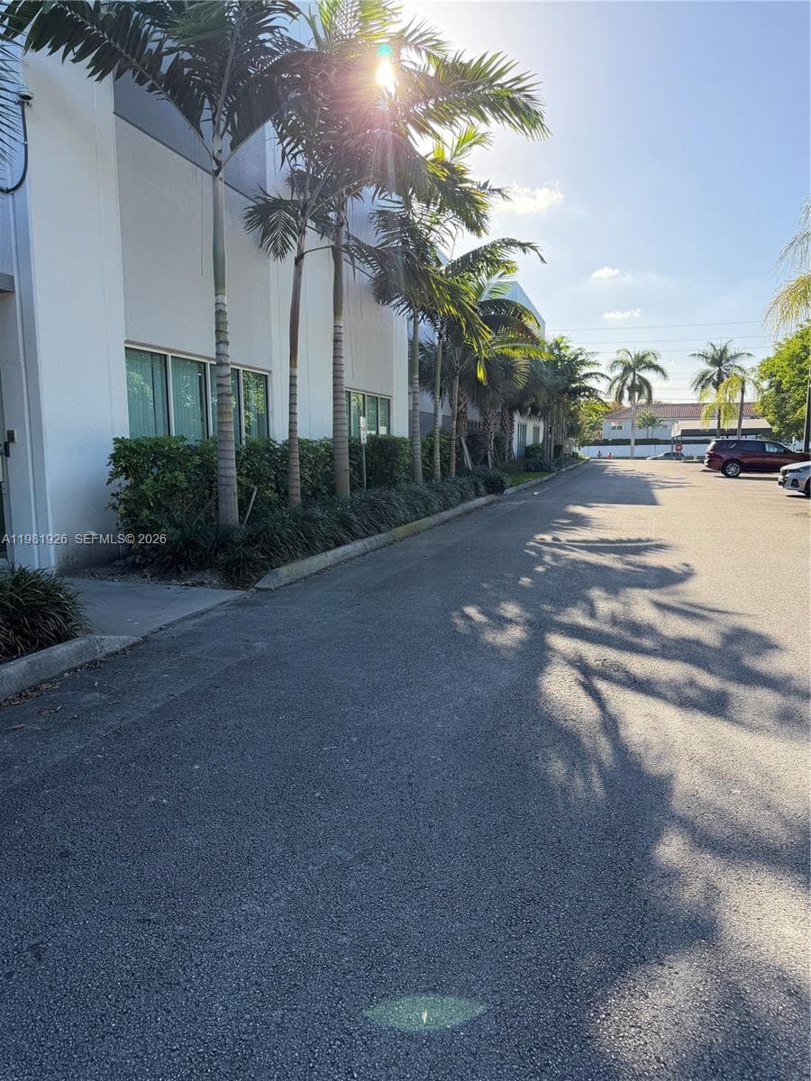 4405 NW 97th Ave, Doral FL 33178 — 2