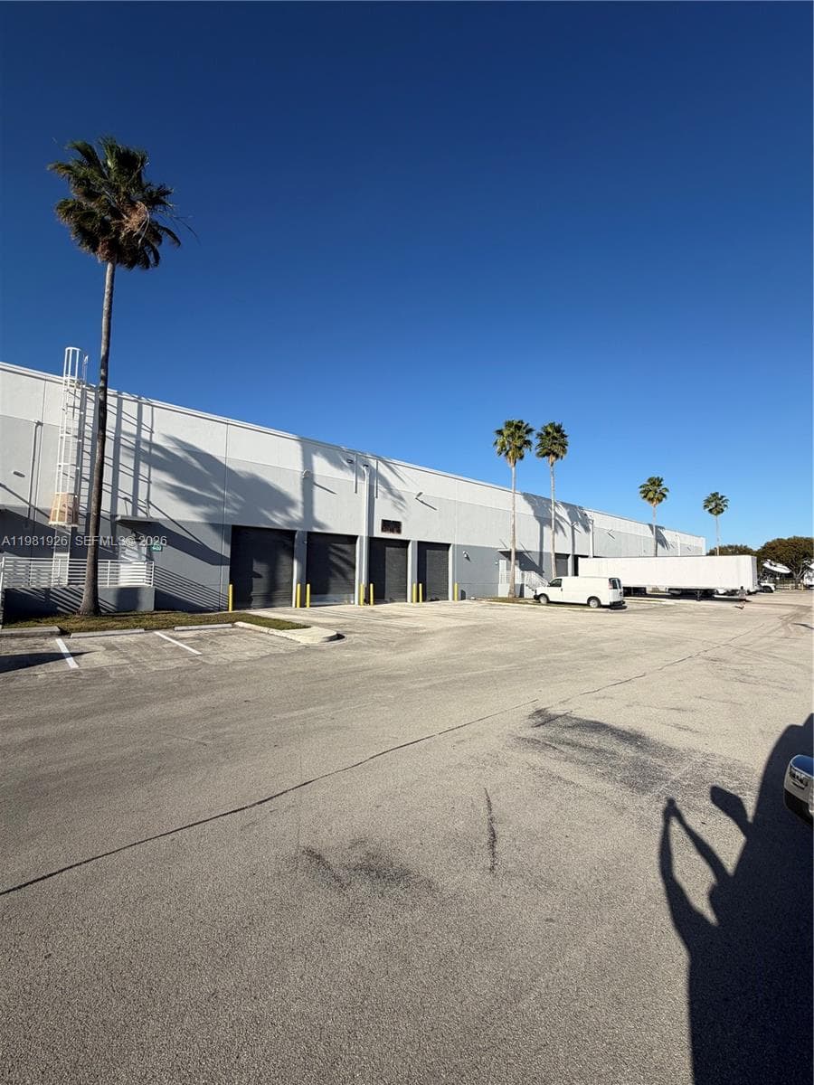 4405 NW 97th Ave, Doral FL 33178 — 7