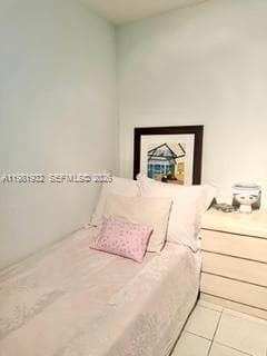 5005 Collins Ave # 518, Miami Beach FL 33140 — 7