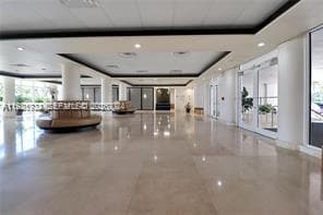 5005 Collins Ave # 518, Miami Beach FL 33140 — 15