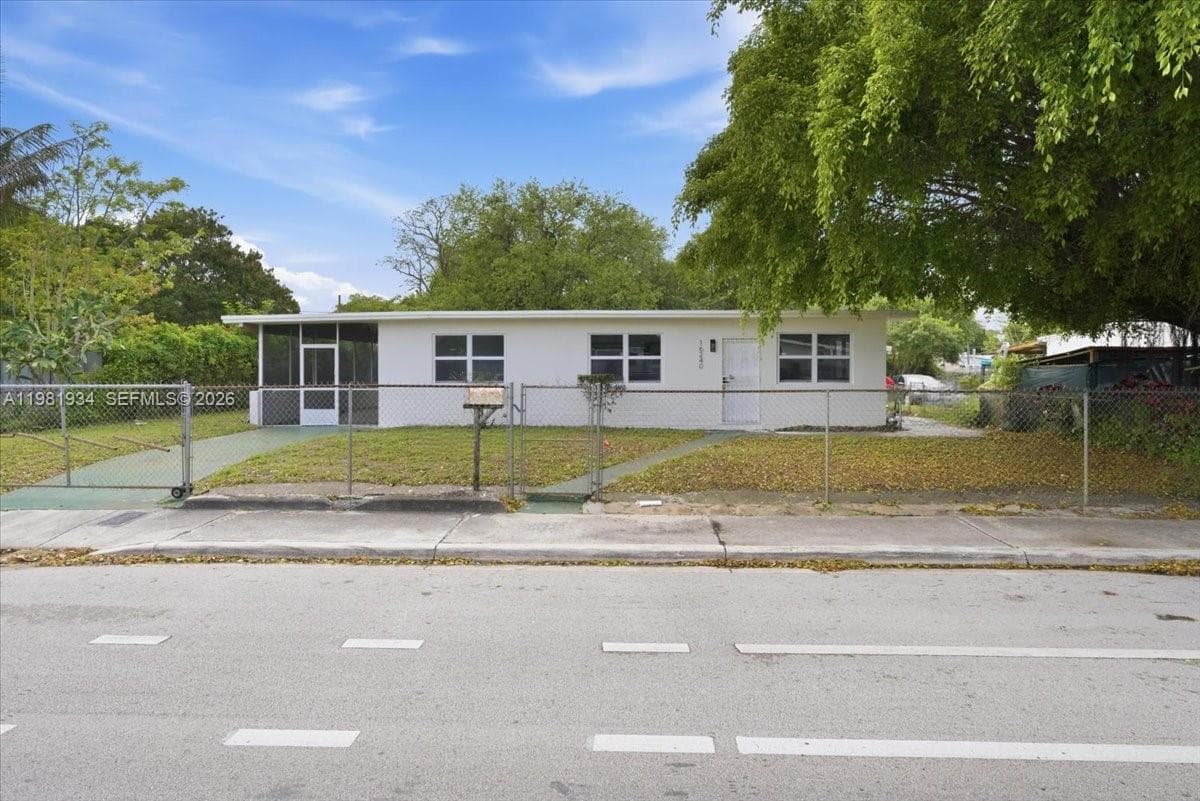 16240 NW 22nd Ave, Miami Gardens FL 33054 — 1