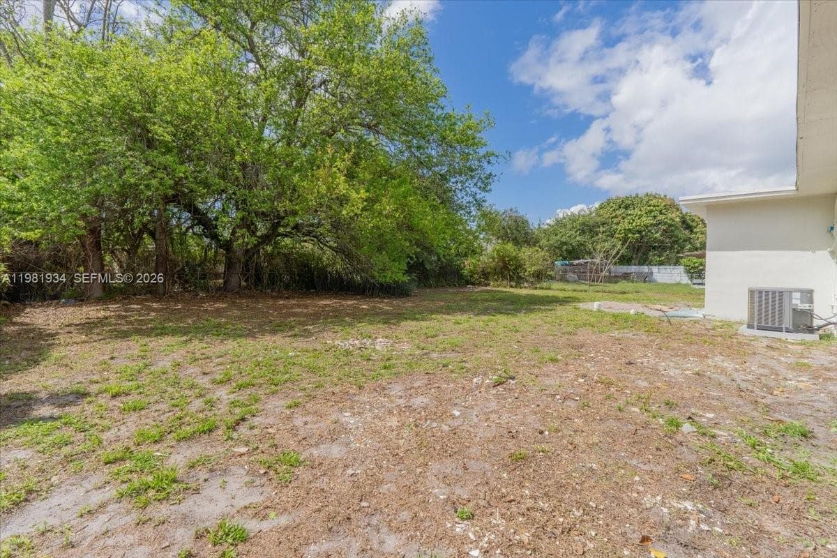 16240 NW 22nd Ave, Miami Gardens FL 33054 — 30