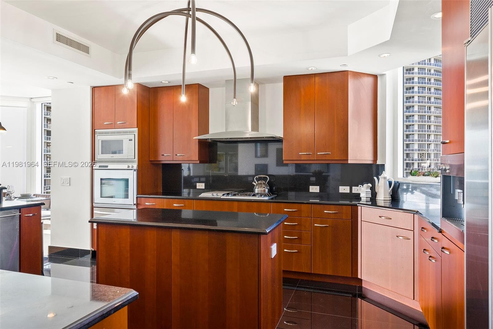 6000 Island Blvd # 1208, Aventura FL 33160 — 17