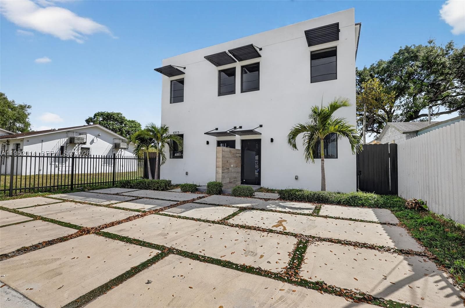 4311 NW 32nd Ave, Miami FL 33142 — 7
