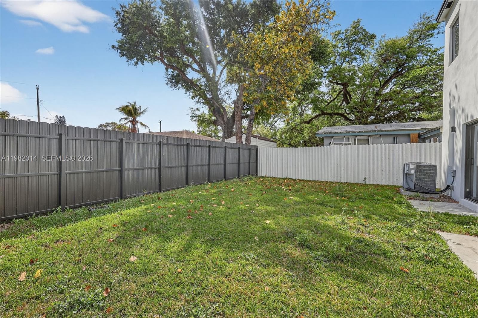 4311 NW 32nd Ave, Miami FL 33142 — 5