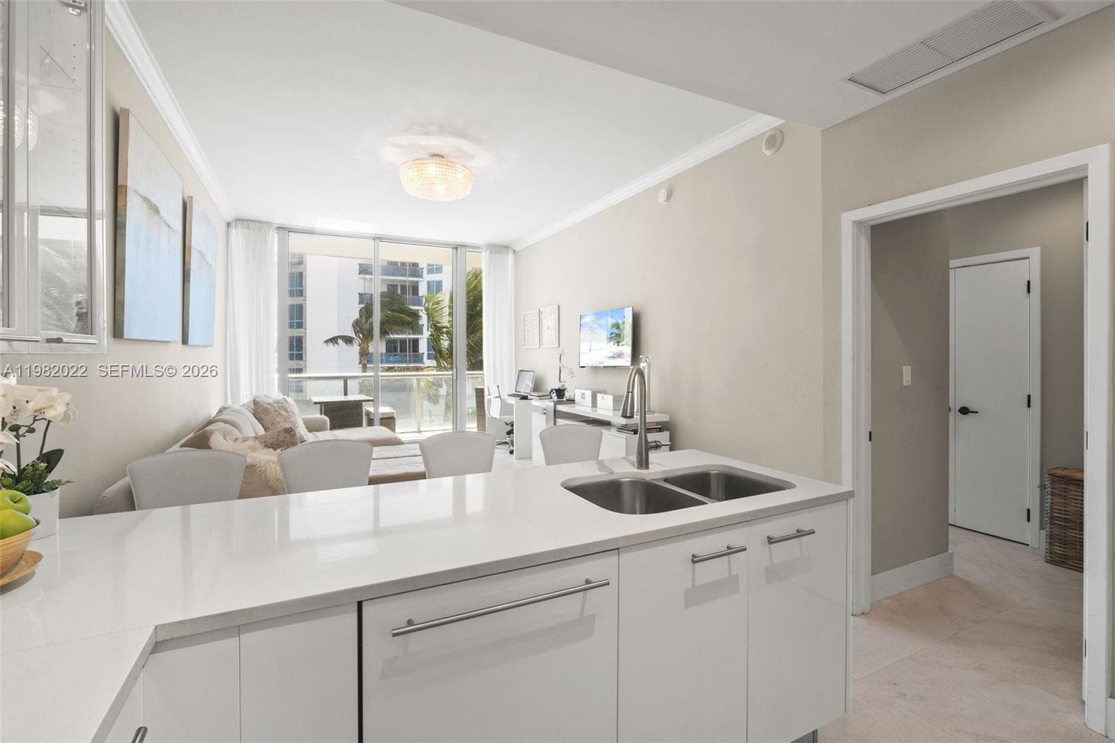 6799 Collins Ave # 209, Miami Beach FL 33141 — 6