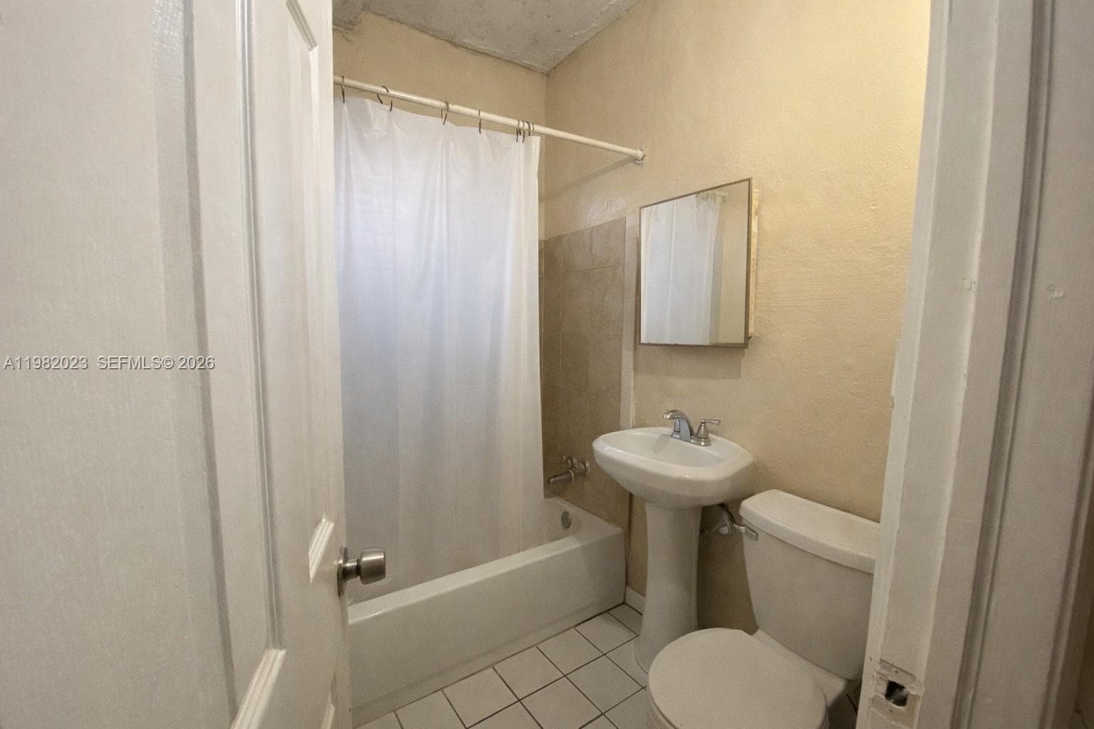 520 SW 6th Ave # 3, Homestead FL 33030 — 3