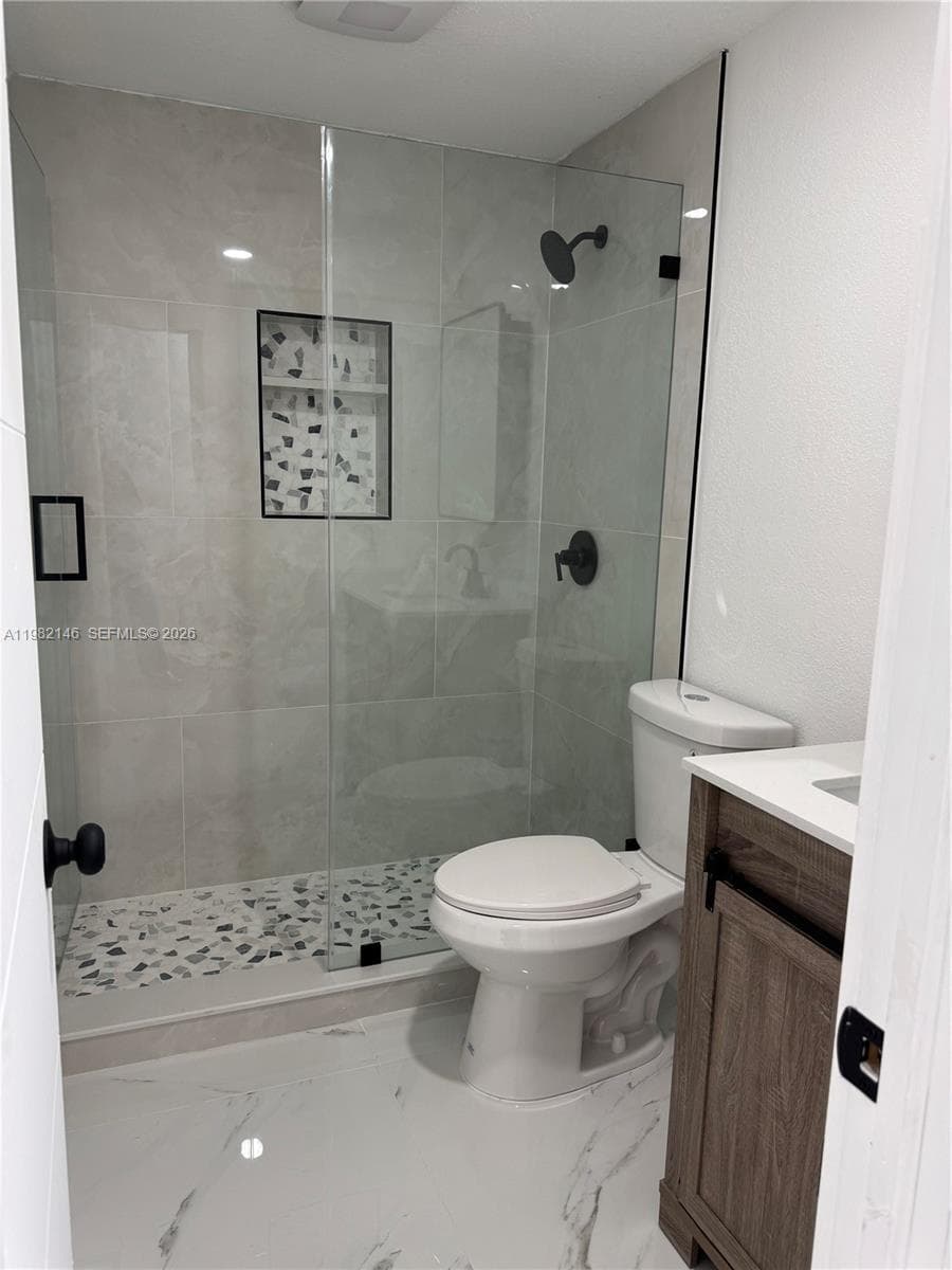 20819 NW 41st Ave Rd, Miami Gardens FL 33055 — 14