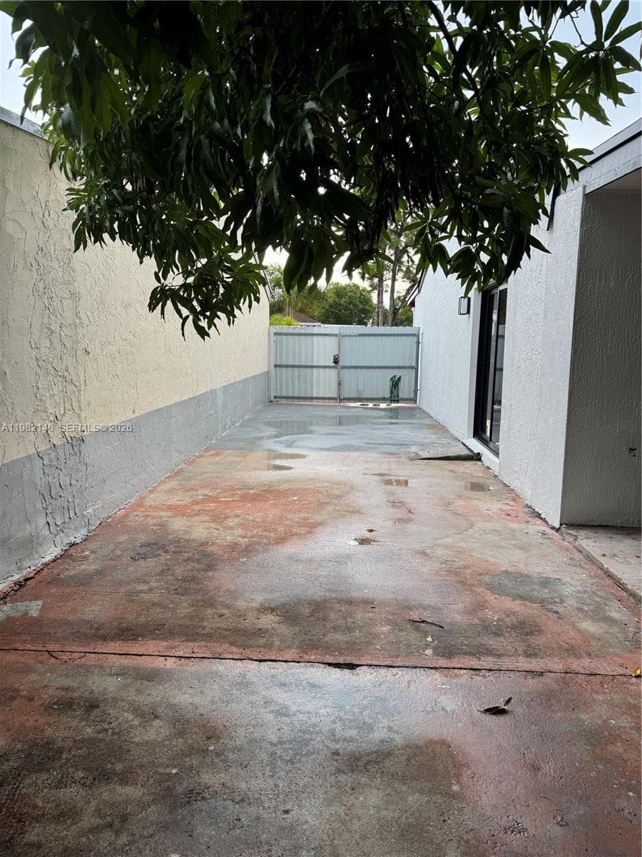 20819 NW 41st Ave Rd, Miami Gardens FL 33055 — 31
