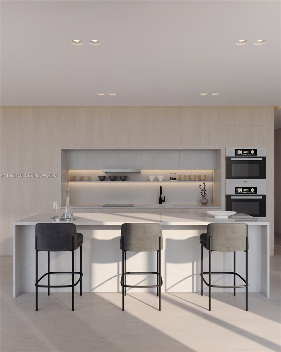 829 4th St # 3, Miami Beach FL 33139 — 32