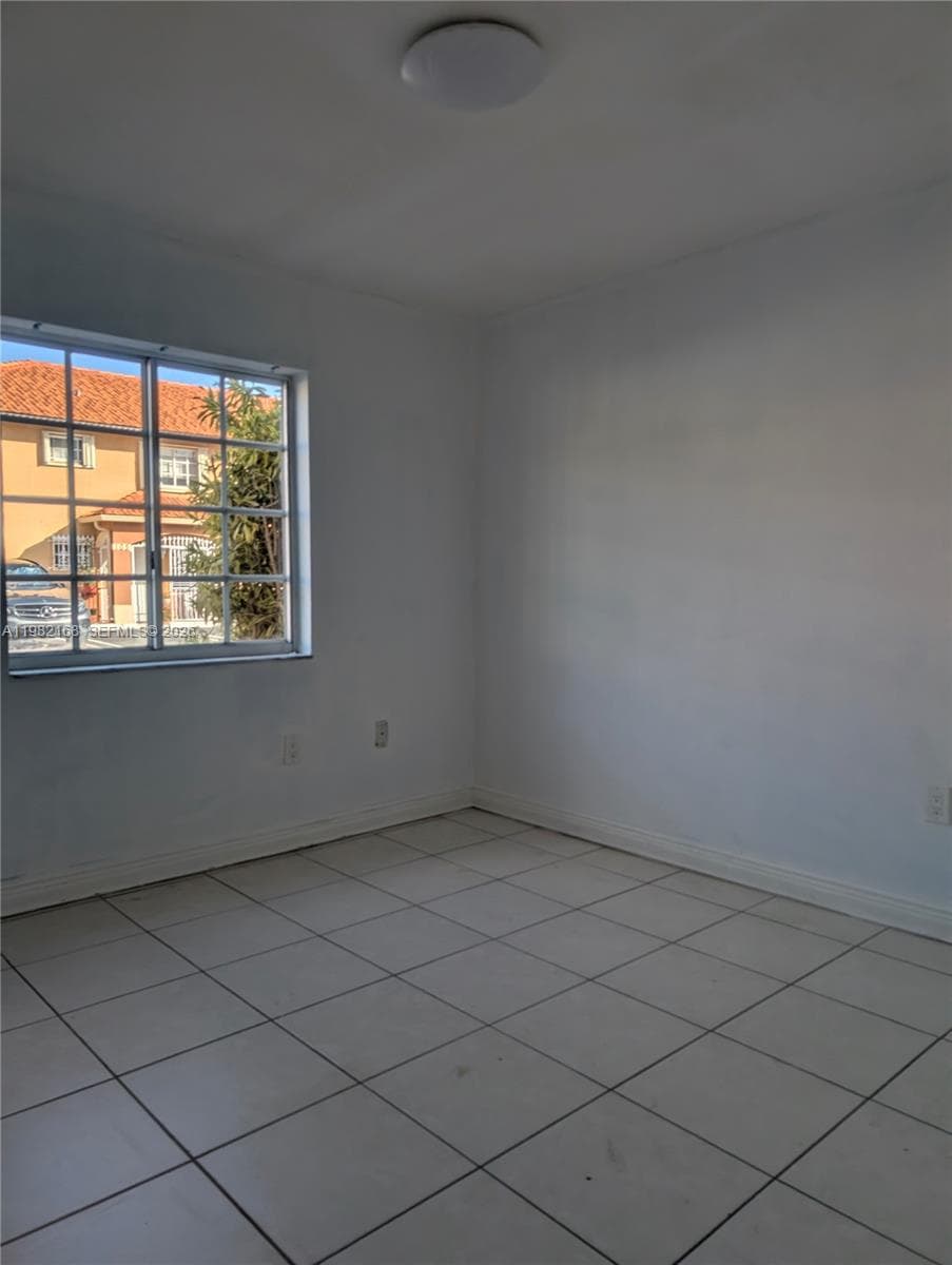 2485 W 76th St # 109, Hialeah FL 33016 — 16