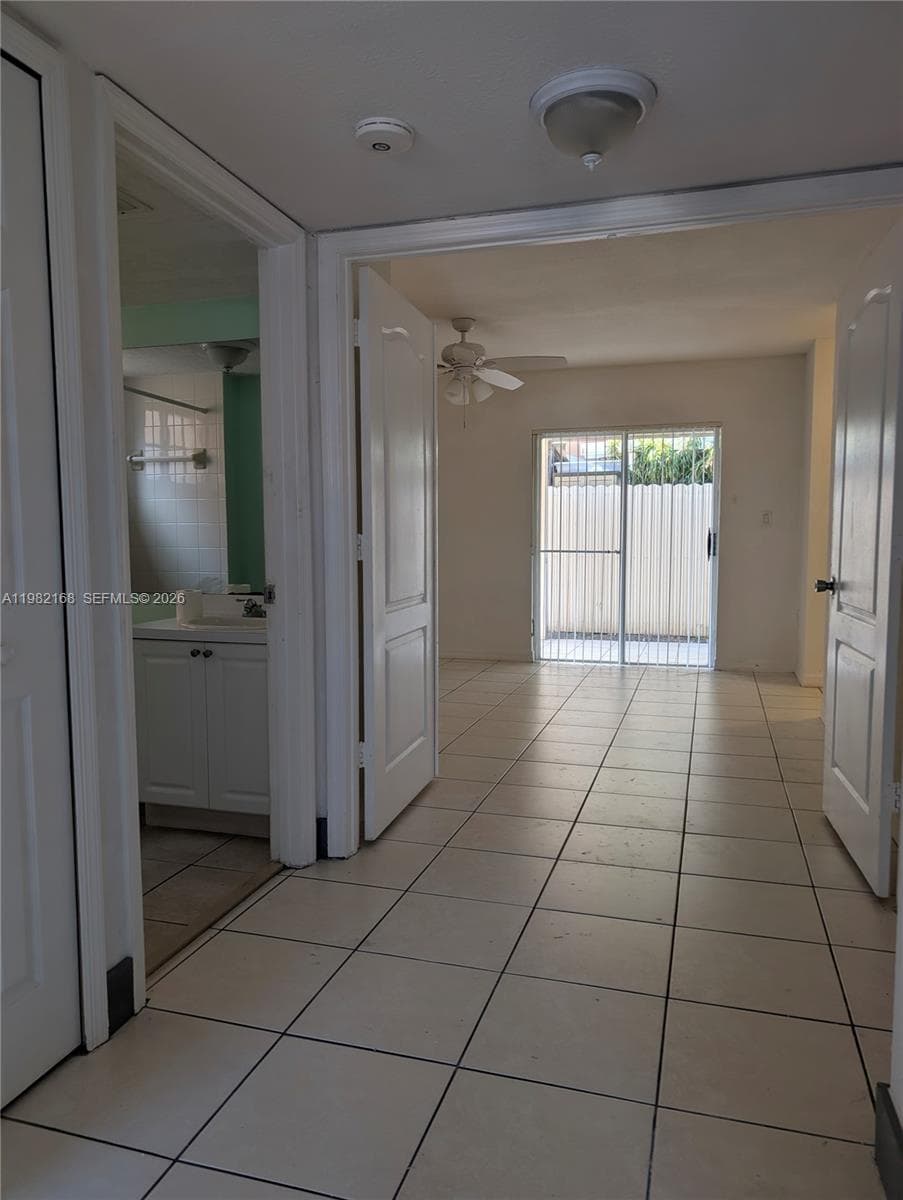 2485 W 76th St # 109, Hialeah FL 33016 — 12