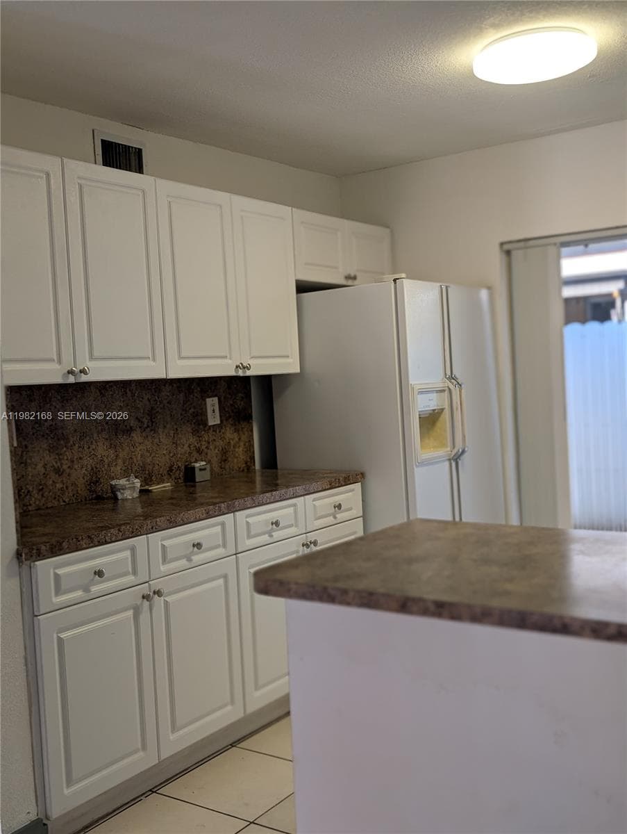 2485 W 76th St # 109, Hialeah FL 33016 — 7