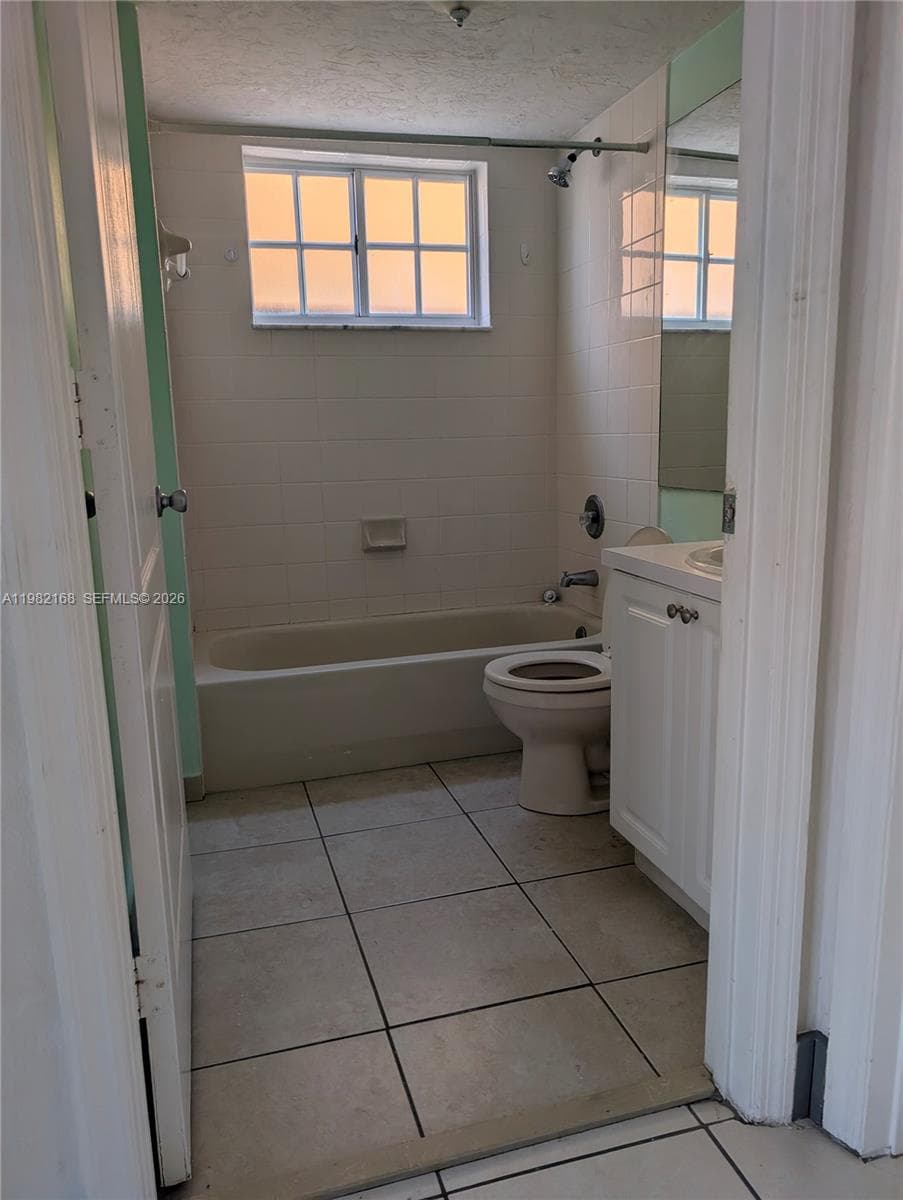 2485 W 76th St # 109, Hialeah FL 33016 — 20