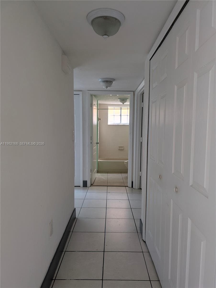 2485 W 76th St # 109, Hialeah FL 33016 — 18