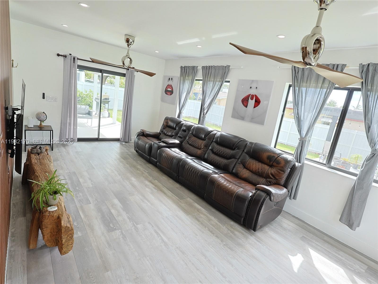 9460 Martinique Dr, Cutler Bay FL 33189 — 27