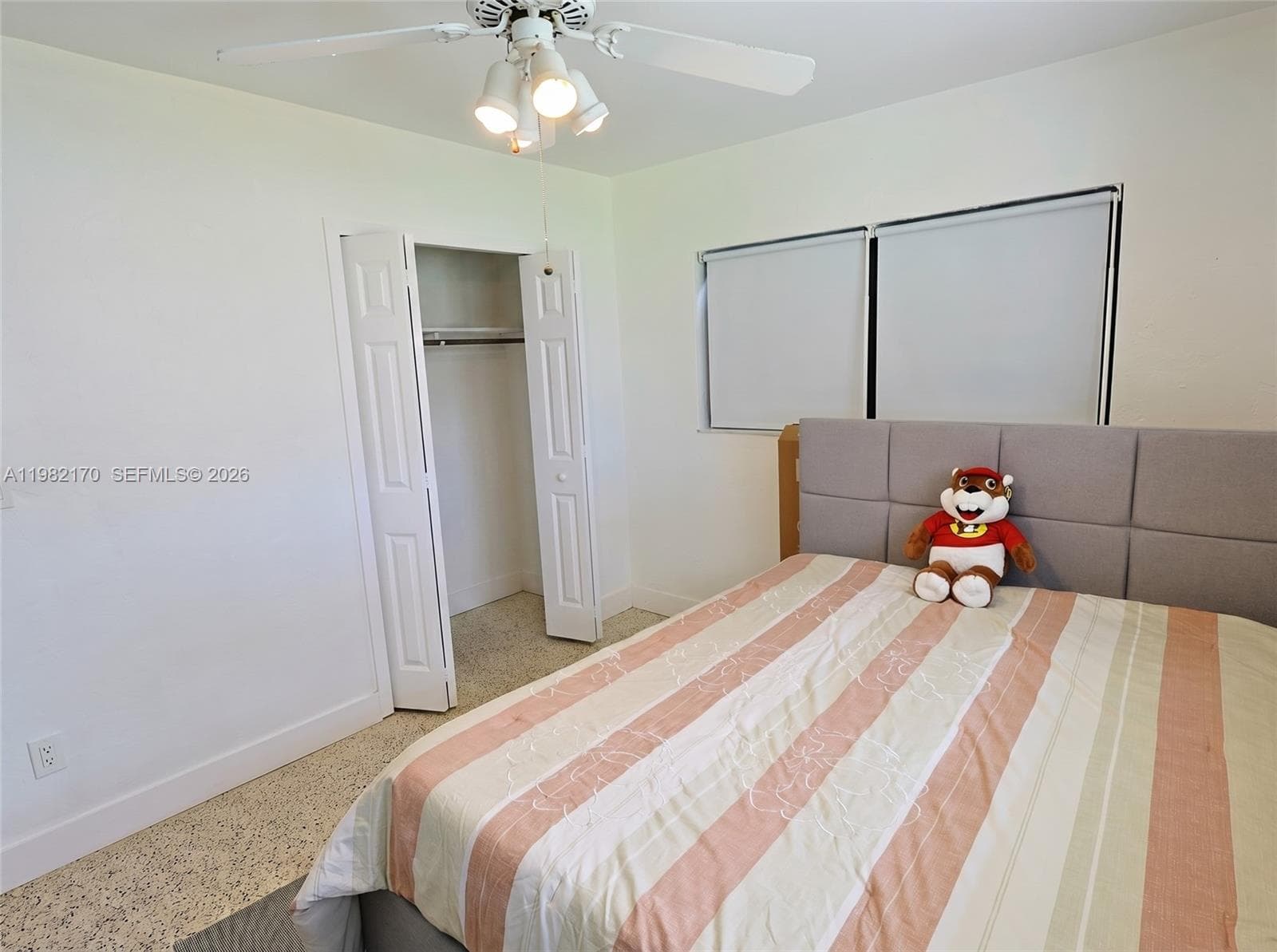 9460 Martinique Dr, Cutler Bay FL 33189 — 16