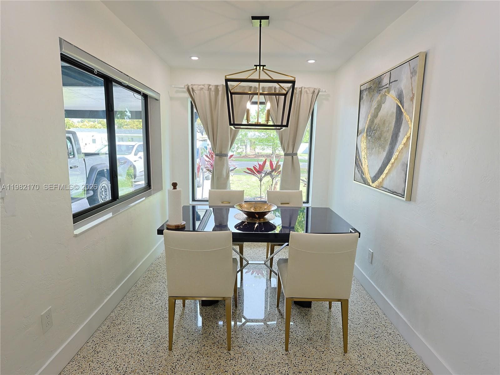 9460 Martinique Dr, Cutler Bay FL 33189 — 10