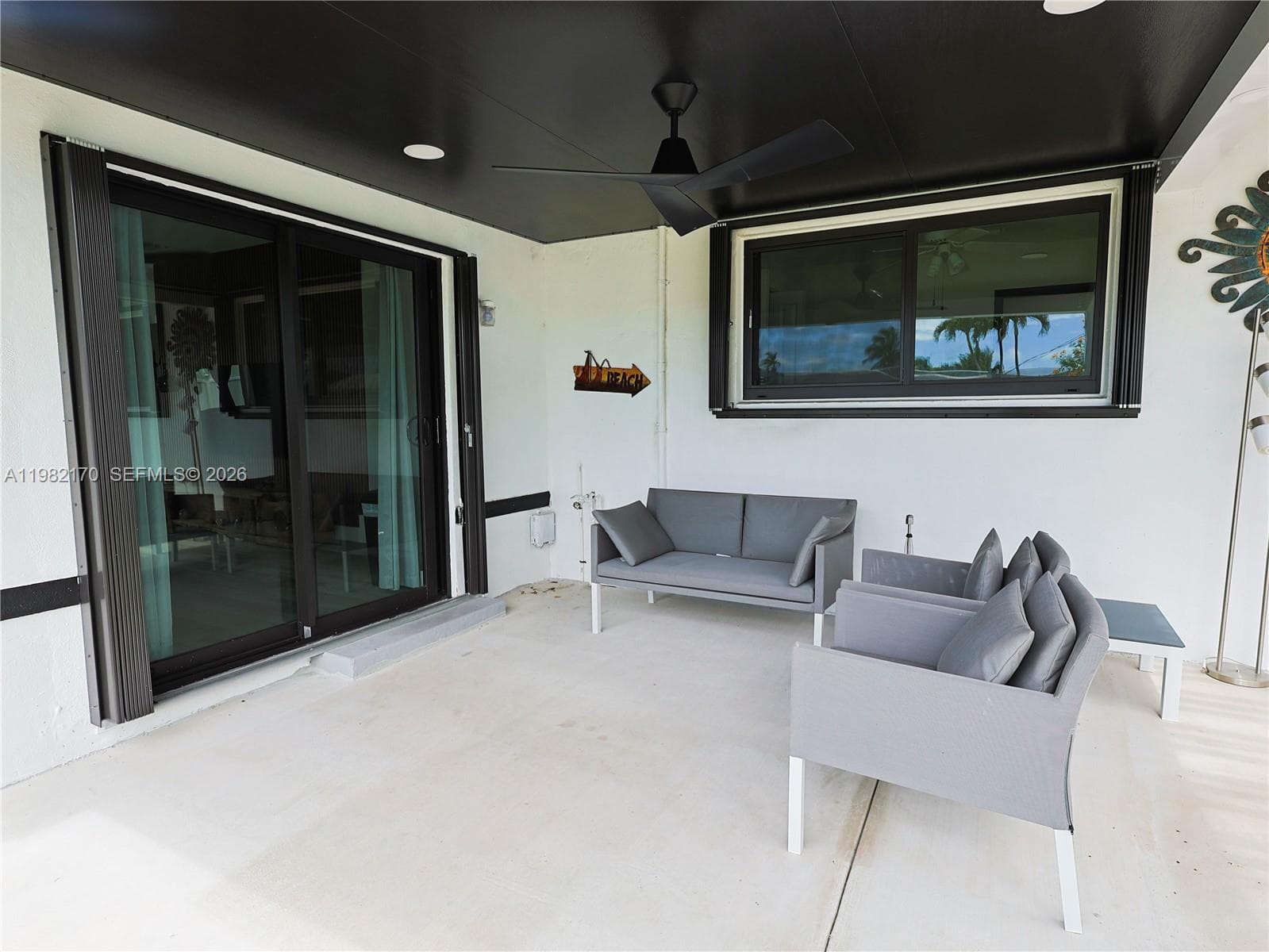 9460 Martinique Dr, Cutler Bay FL 33189 — 33