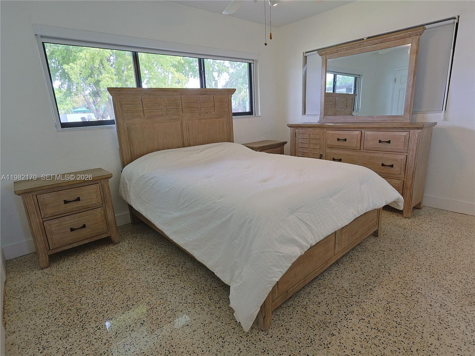 9460 Martinique Dr, Cutler Bay FL 33189 — 21