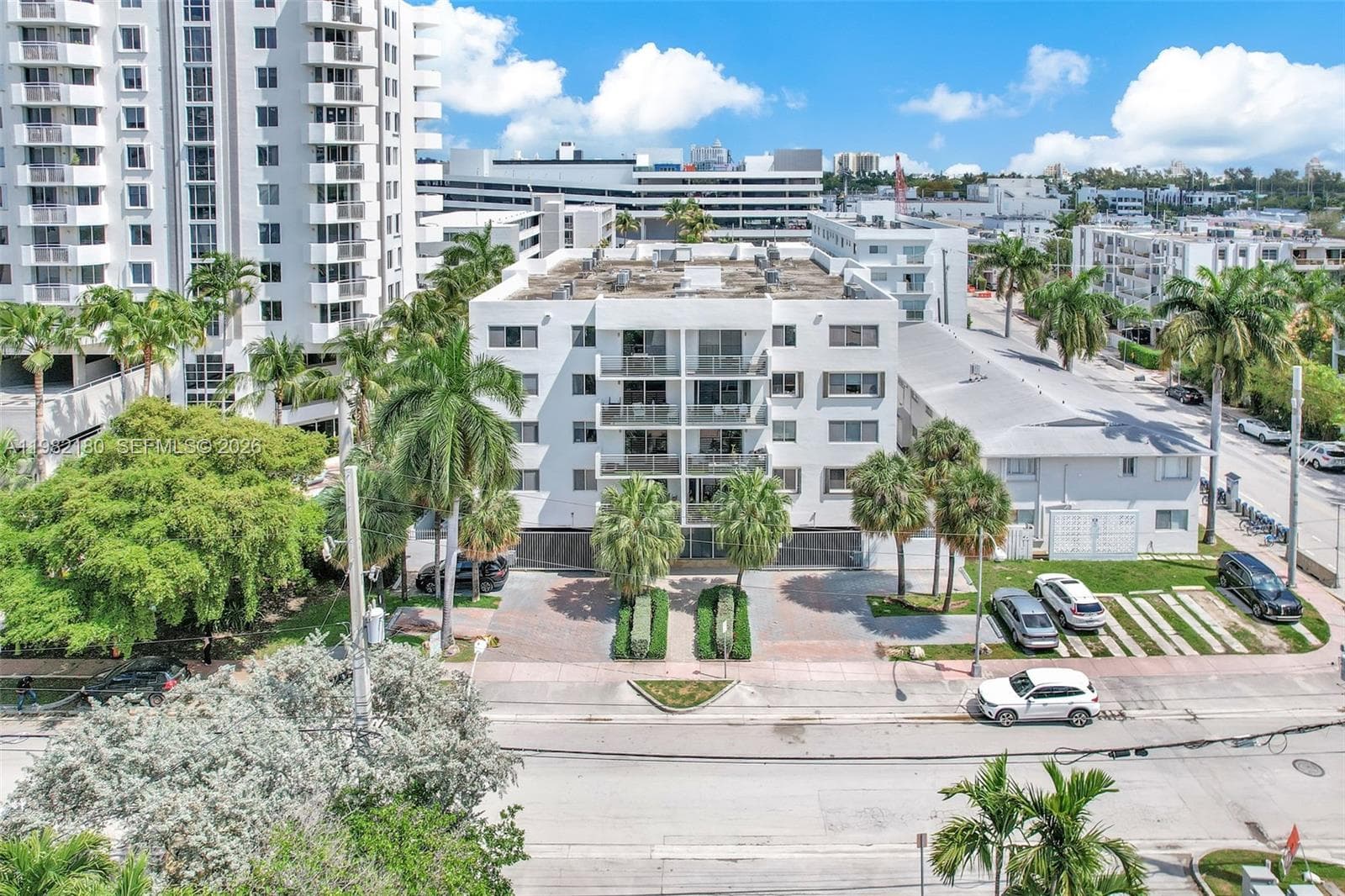 1605 Bay Rd # 201, Miami Beach FL 33139 — 34