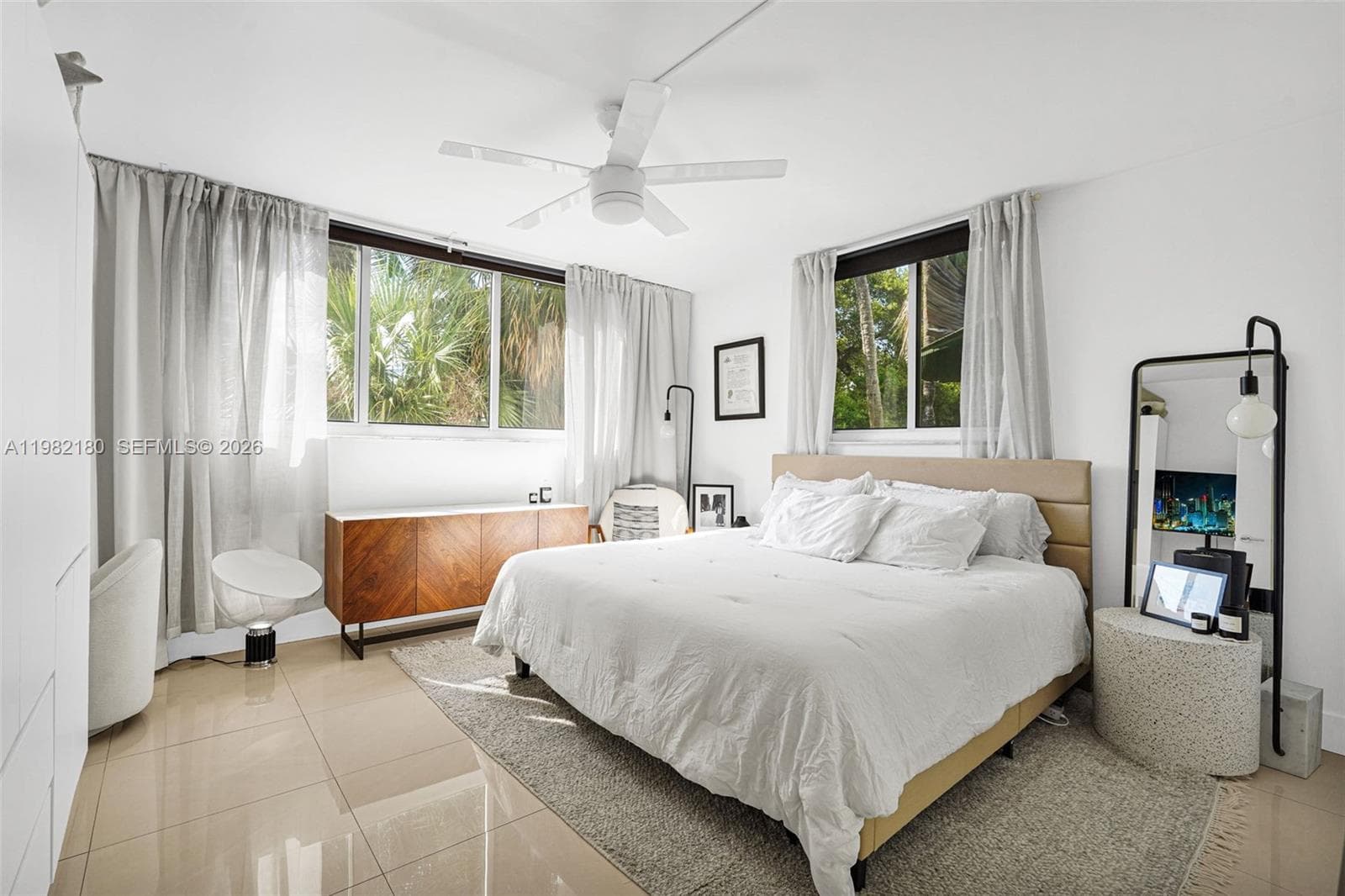 1605 Bay Rd # 201, Miami Beach FL 33139 — 21