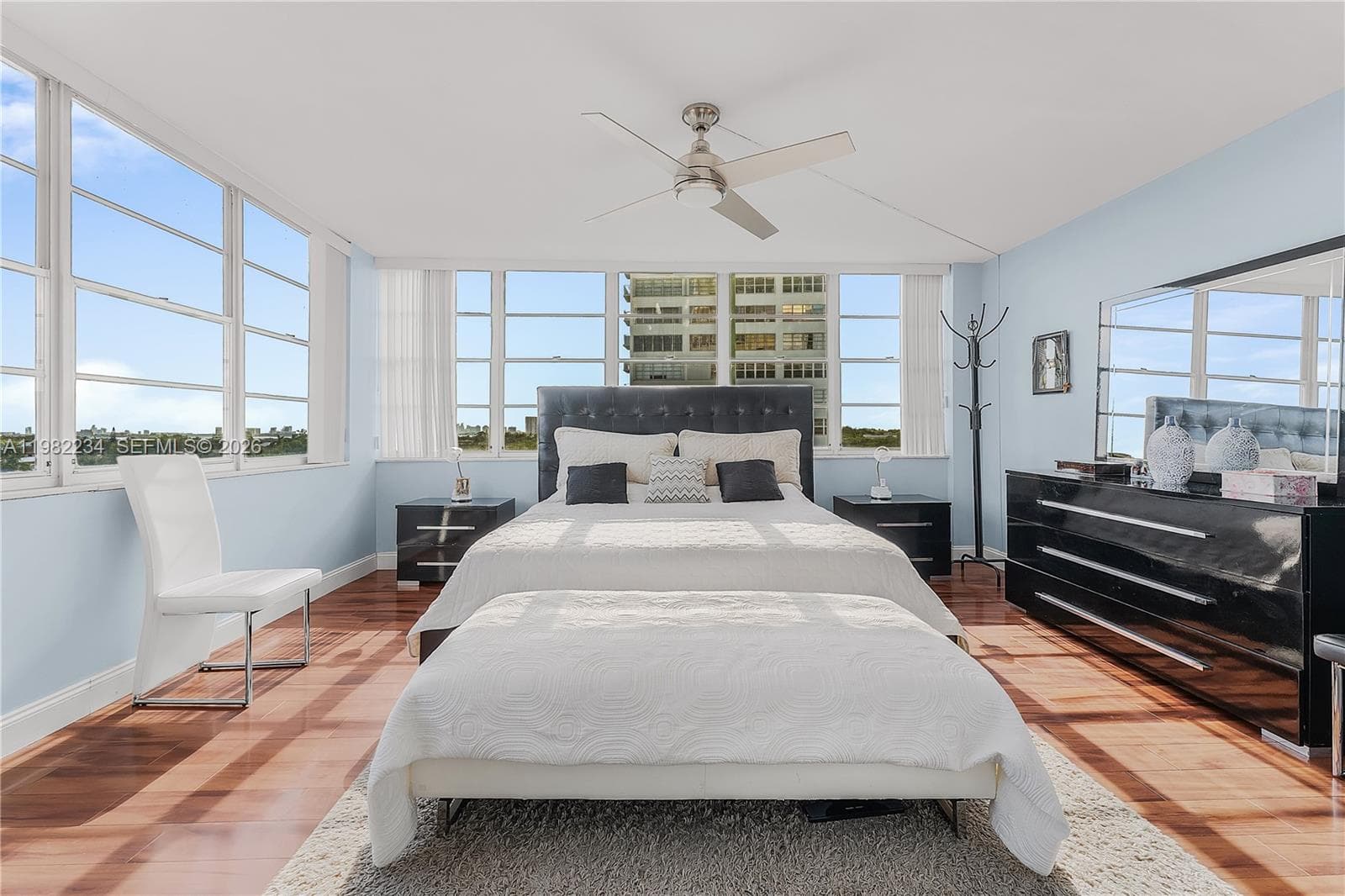 2150 Sans Souci Blvd # B605, North Miami FL 33181 — 21