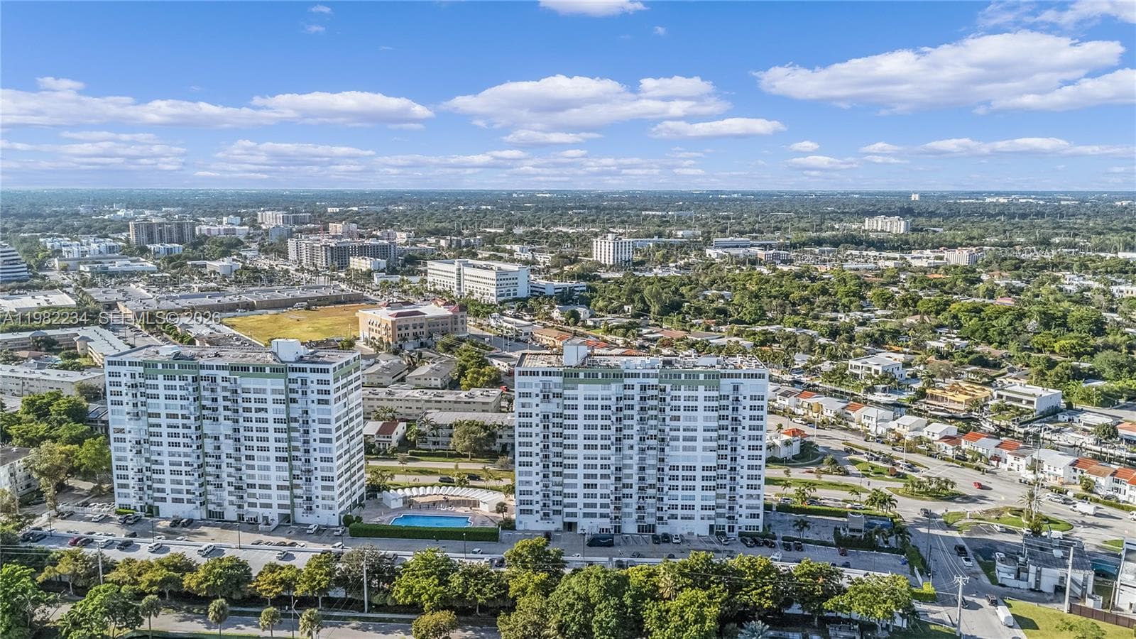 2150 Sans Souci Blvd # B605, North Miami FL 33181 — 32