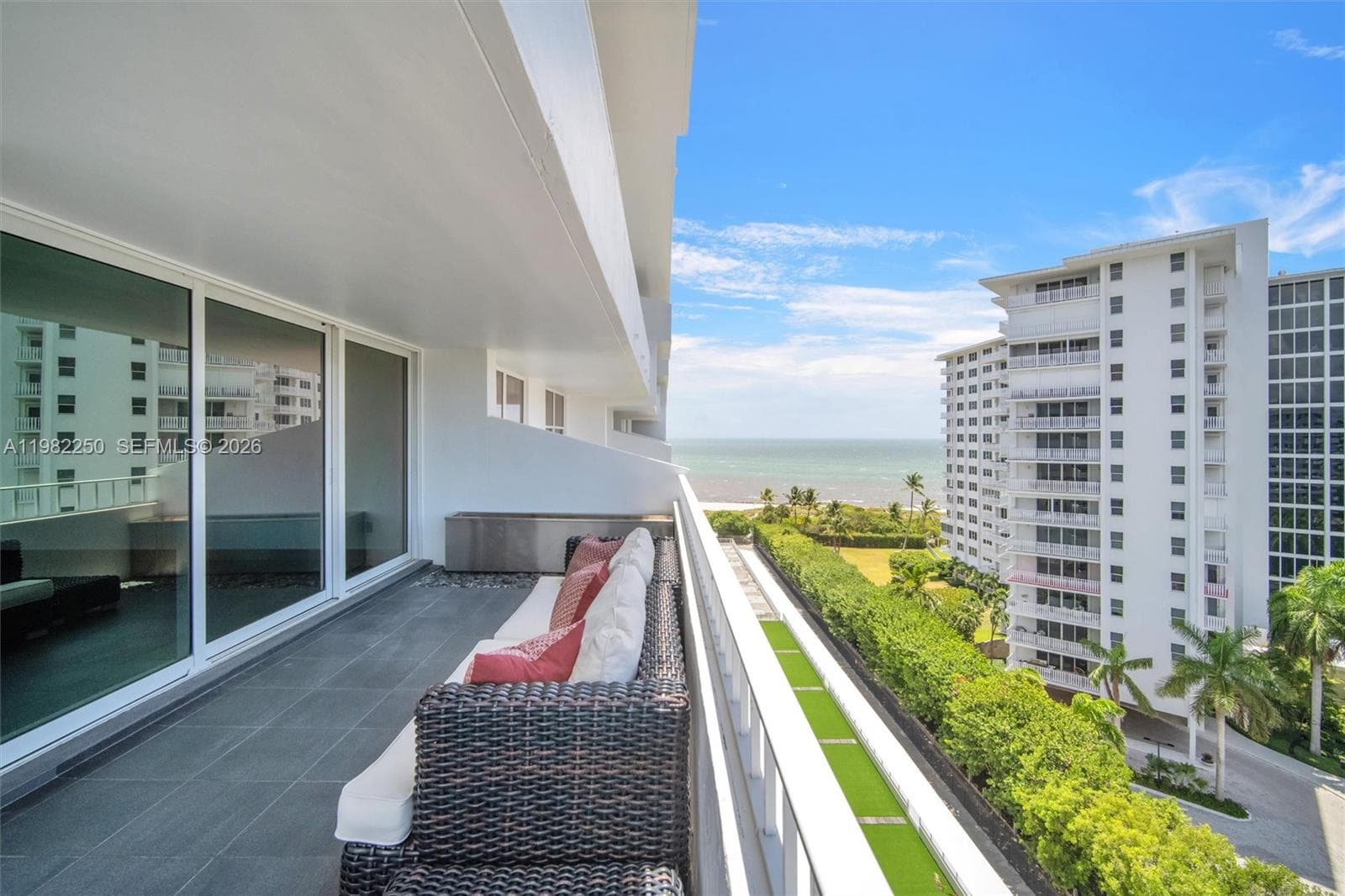 199 Ocean Lane Dr # 1009, Key Biscayne FL 33149 — 1