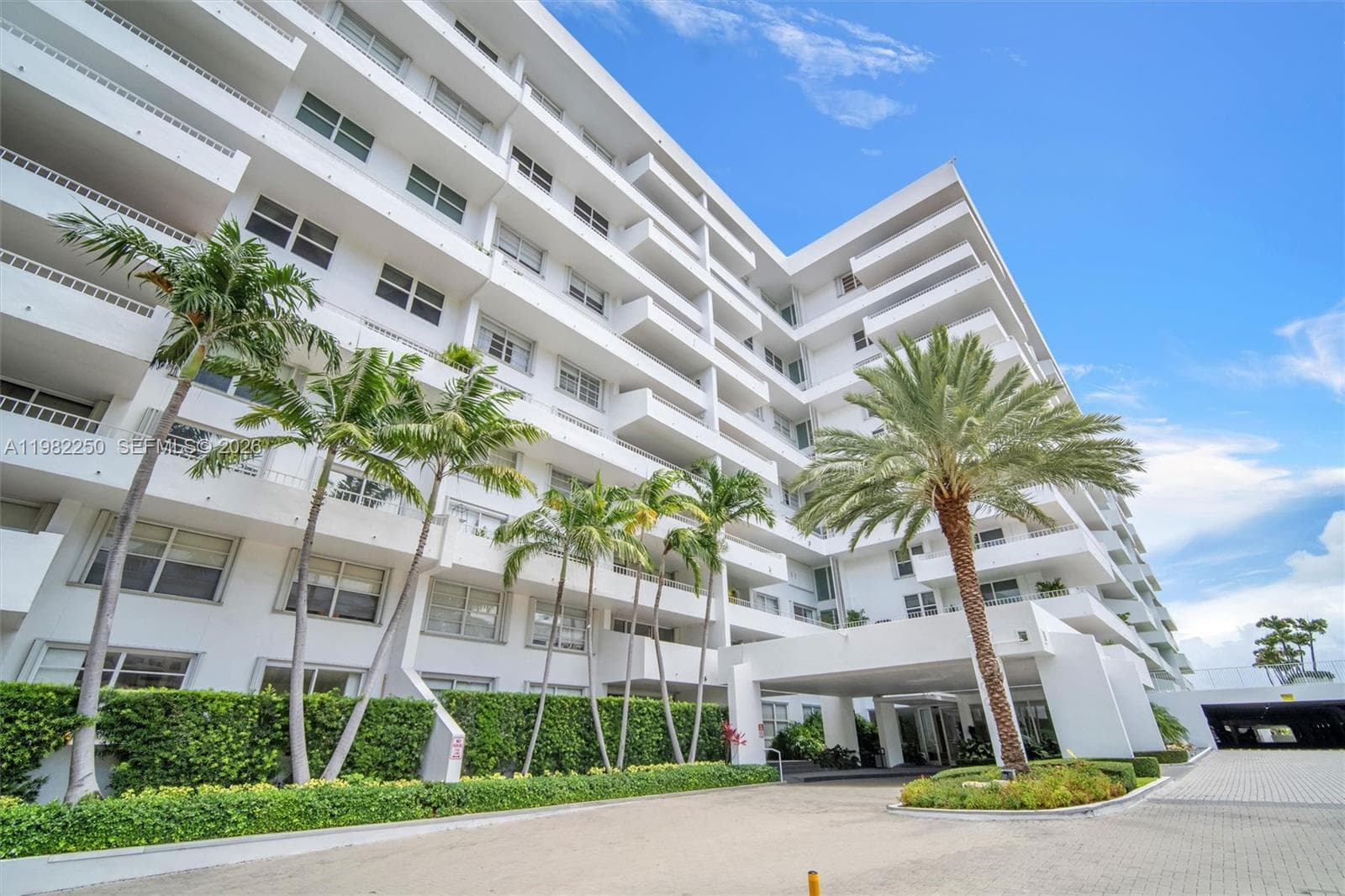 199 Ocean Lane Dr # 1009, Key Biscayne FL 33149 — 31