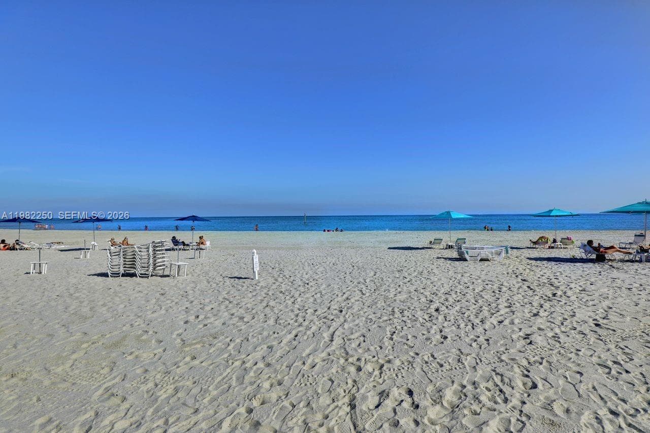 199 Ocean Lane Dr # 1009, Key Biscayne FL 33149 — 29