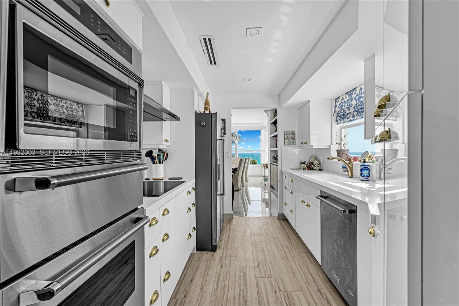 4925 Collins Ave # 4A, Miami Beach FL 33140 — 22