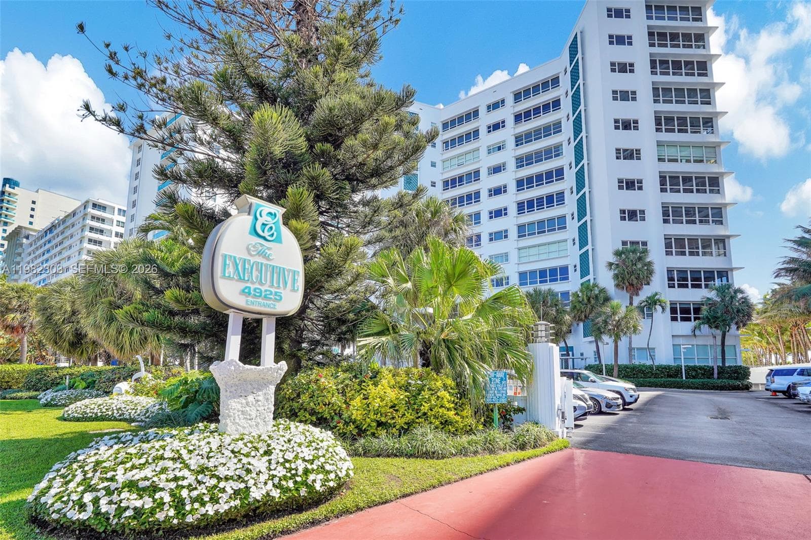 4925 Collins Ave # 4A, Miami Beach FL 33140 — 40