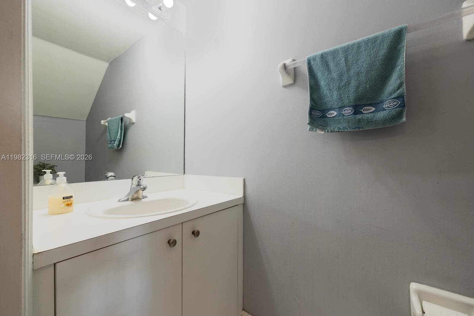 3335 NE 13th Cir Dr # 27, Homestead FL 33033 — 10