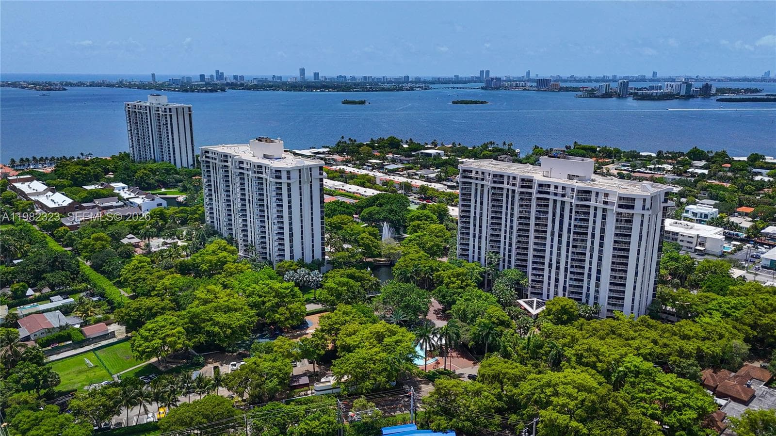 2000 Towerside Ter, Miami FL 33138 — 52