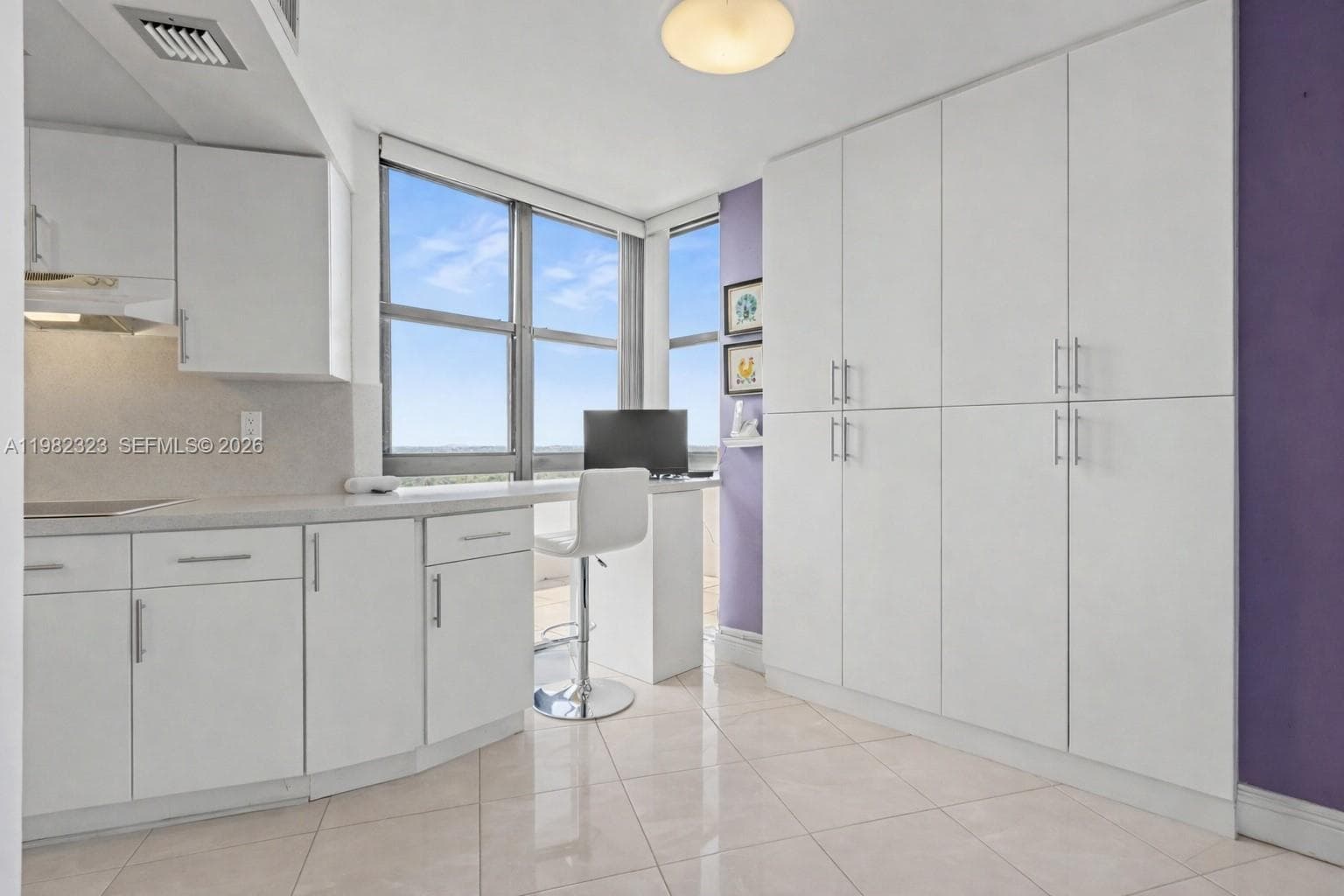2000 Towerside Ter, Miami FL 33138 — 12